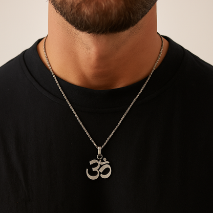OM Locket (SILVER) AmourBD.shop